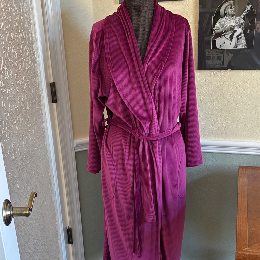 Croft & Barrow Women's Magenta Robe